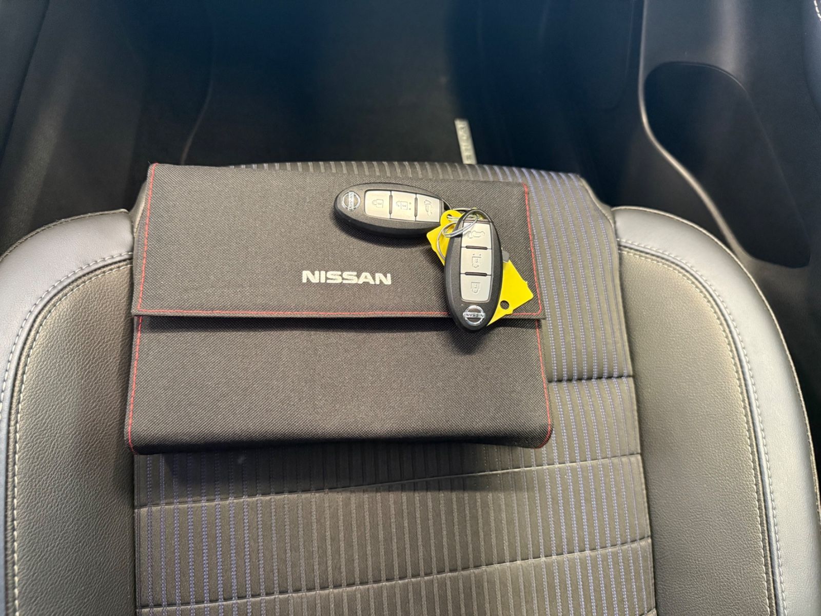 Fahrzeugabbildung Nissan Qashqai Tekna MHEV; Autom.,HUD,Teilleder,AHK