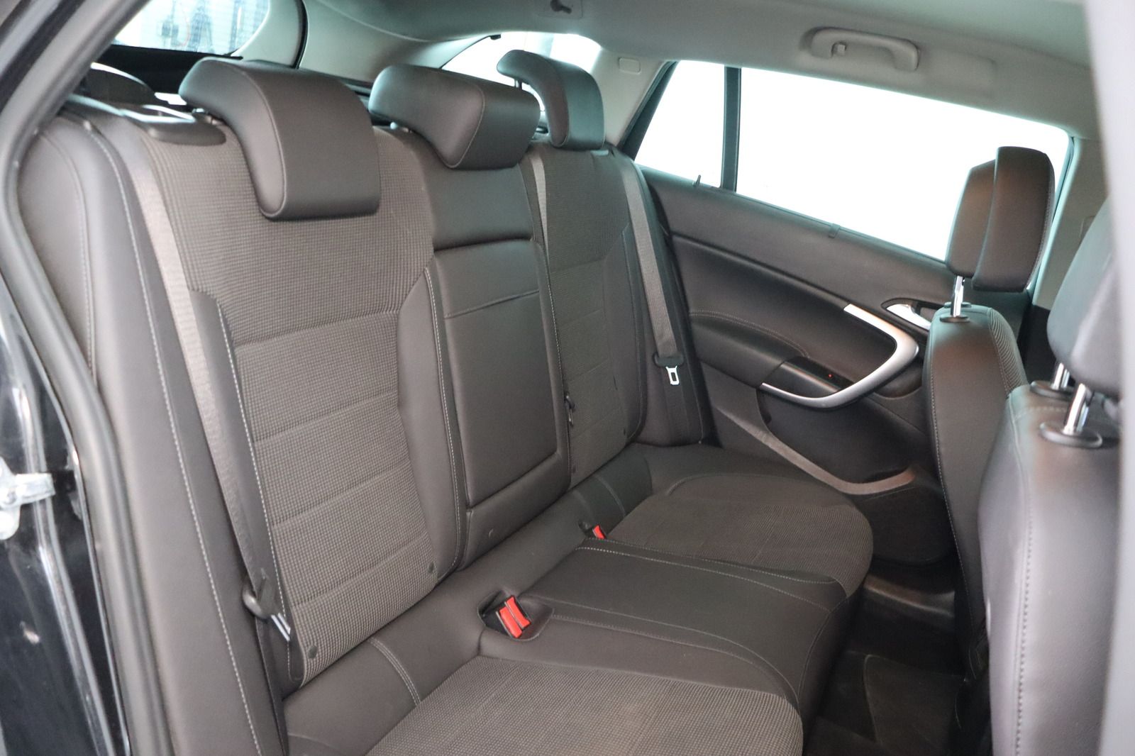 Fahrzeugabbildung Opel Insignia A Sports Tourer Innovation 4x4