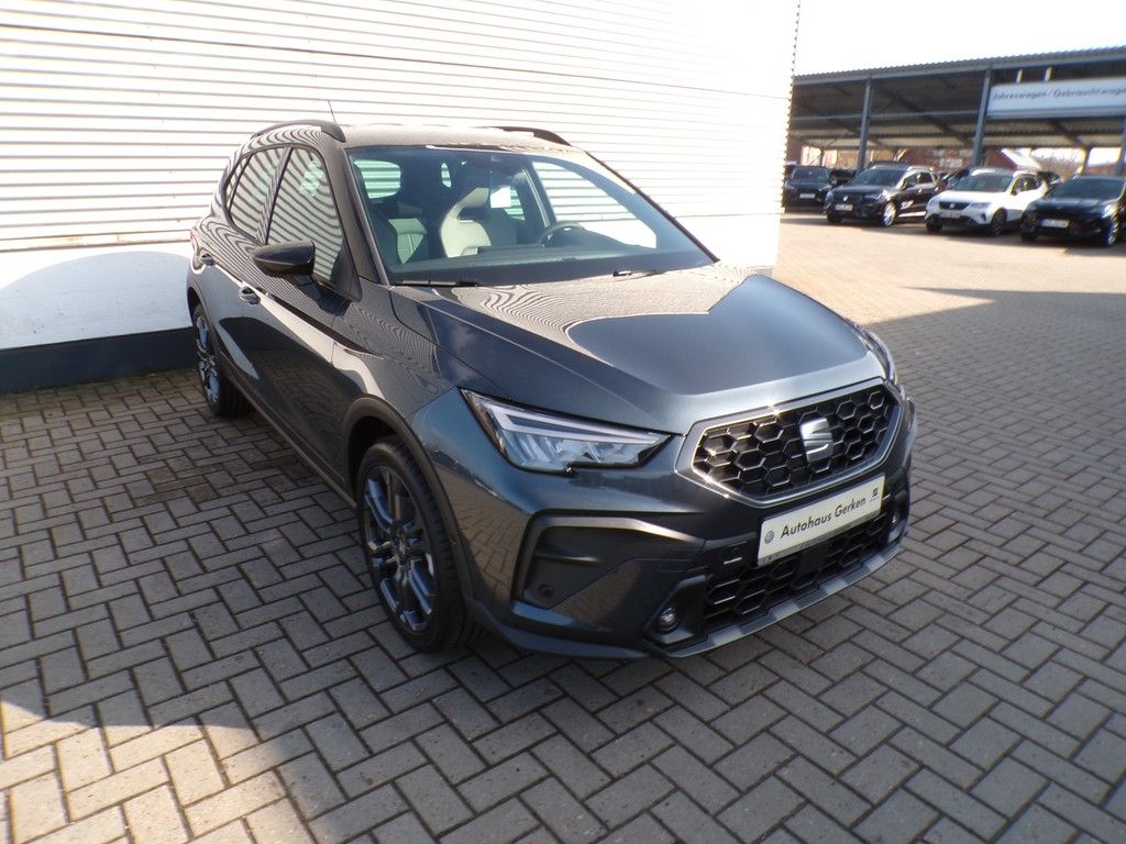 Fahrzeugabbildung SEAT Arona 1.0 TSI DSG FR