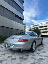 Porsche 911 (996) Carrera Coupé Carrera - Porsche 996 in Stuttgart