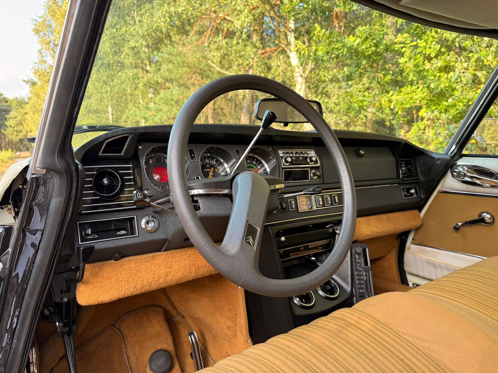 Citroën DS 23 i.e Pallas Klima Aut. FIVA Card Unikat 1