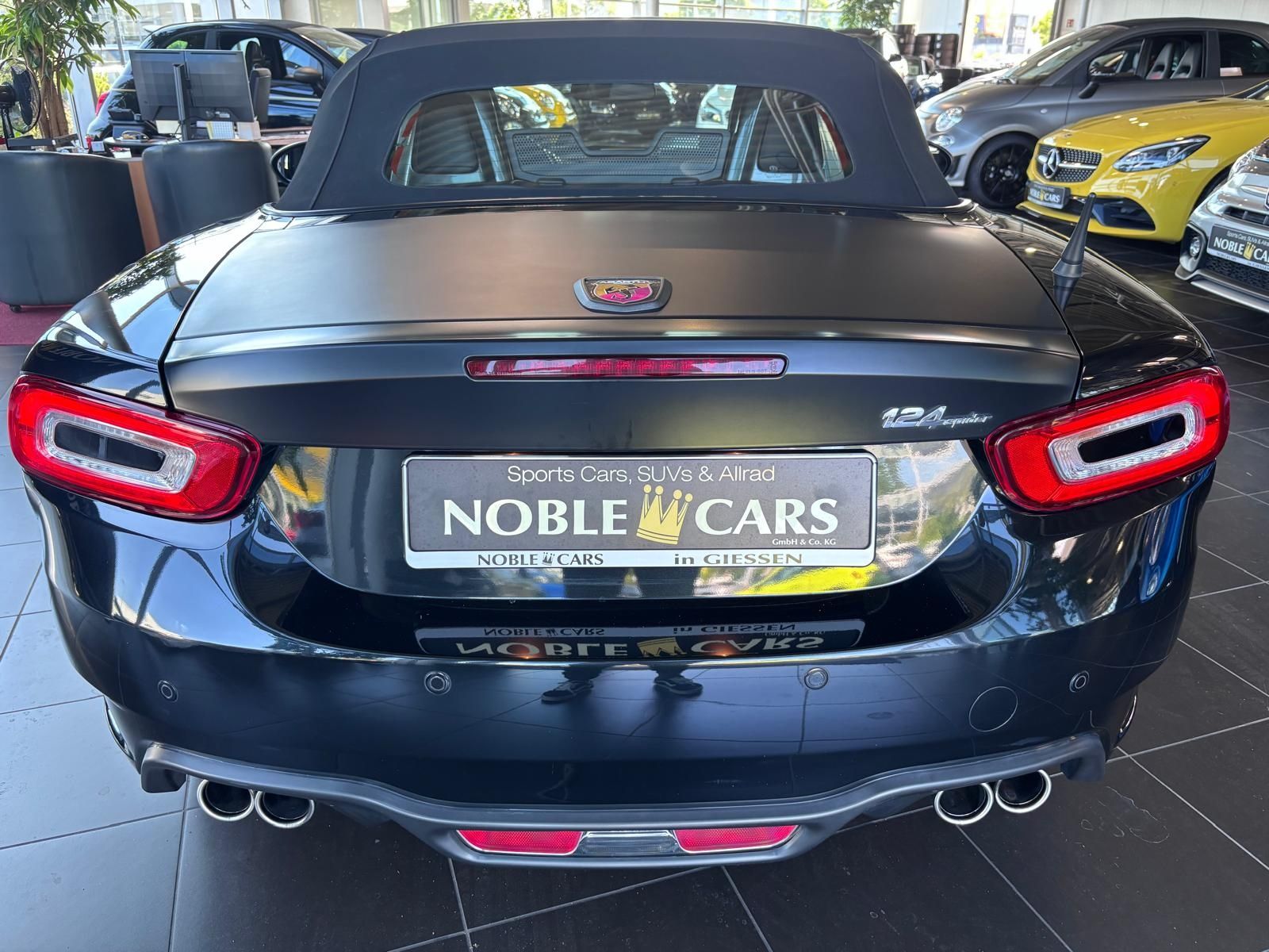 Fahrzeugabbildung Abarth 124 Spider Navi BOSE LED LEDER ALU