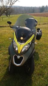 Piaggio MP3 500ccm Sport - 50ccm Motorräder & Roller