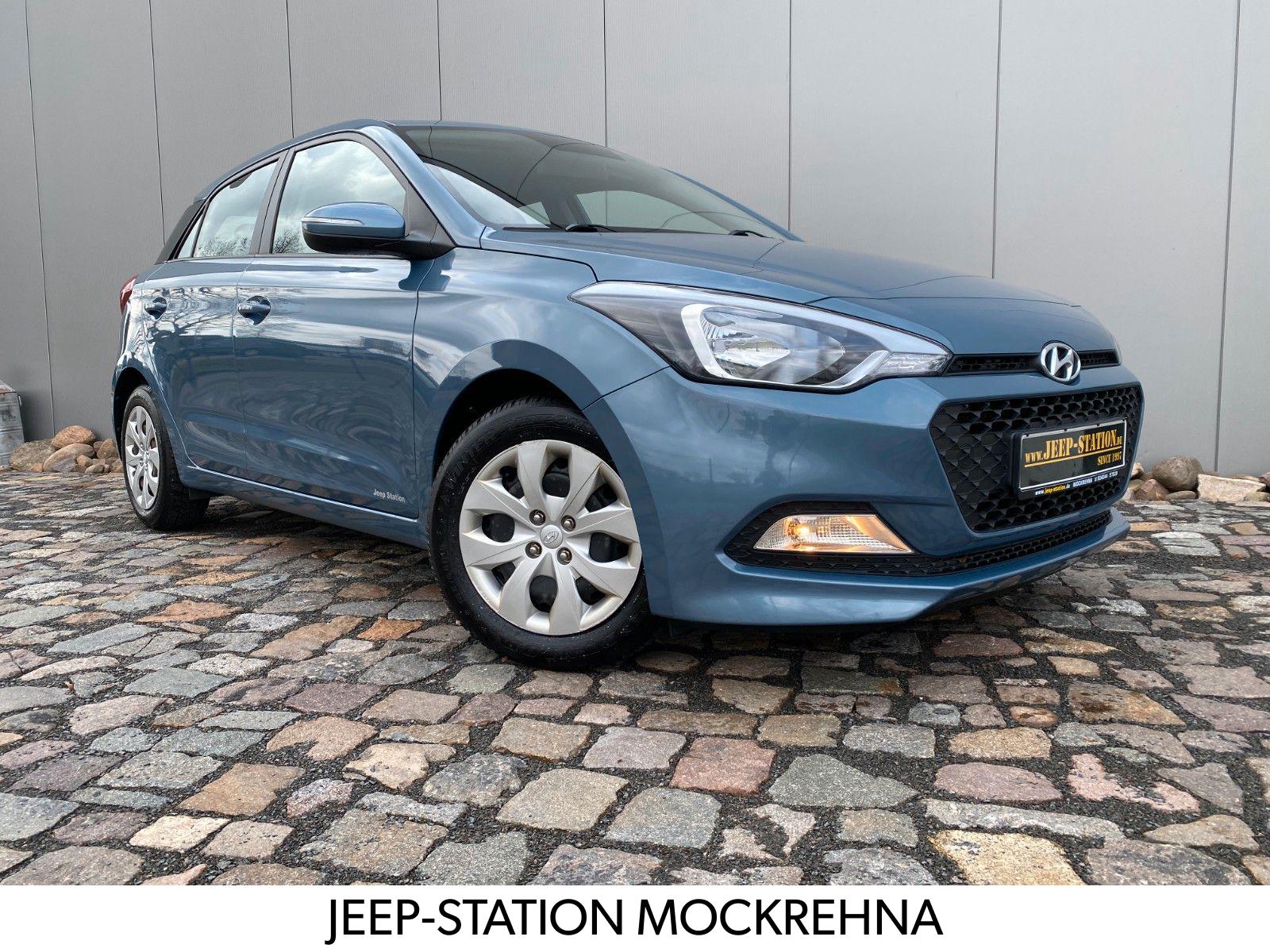 Hyundai i20 1.2 Go SCHECKHEFT GEPFLEGT TÜV NEU