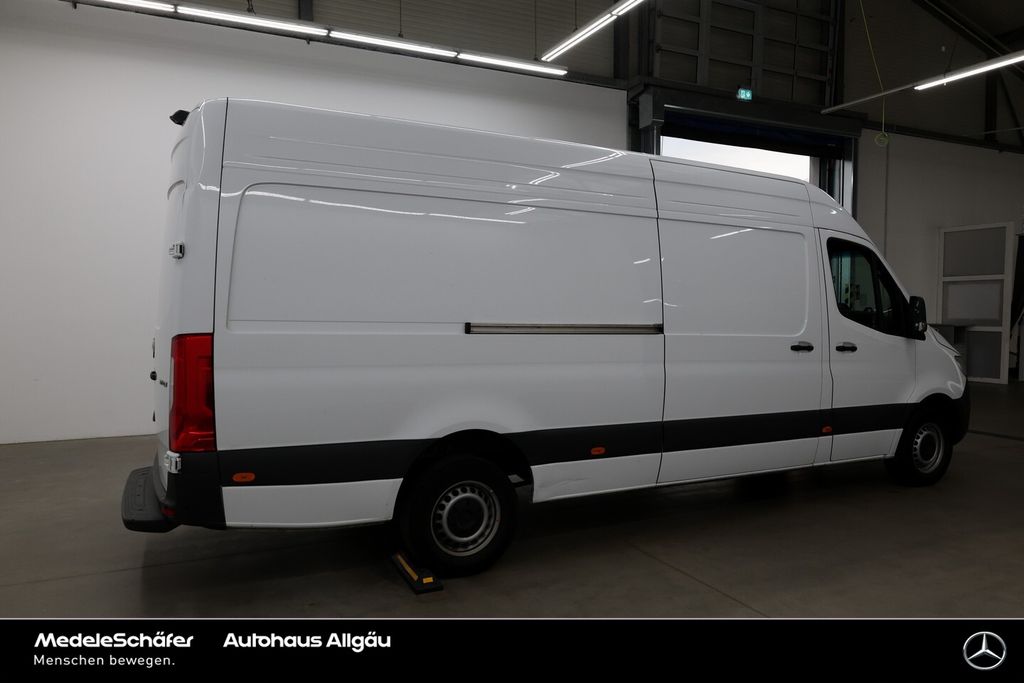 MERCEDES-BENZ Sprinter 2025