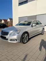 Mercedes-Benz Mercedes E200 Avantgarde *BI-Xenon*AHK*TÜV... - gebrauchte Mercedes-Benz E 200 aus dem Jahr 2009