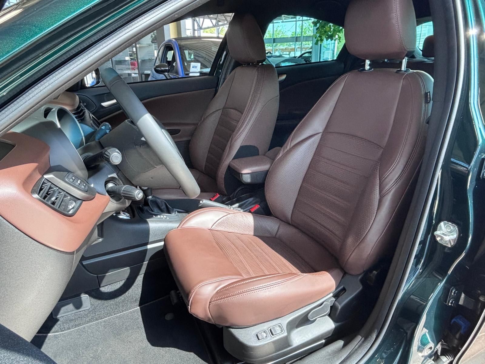 Fahrzeugabbildung Alfa Romeo Giulietta Lusso Ti KLIMA XENON ALU