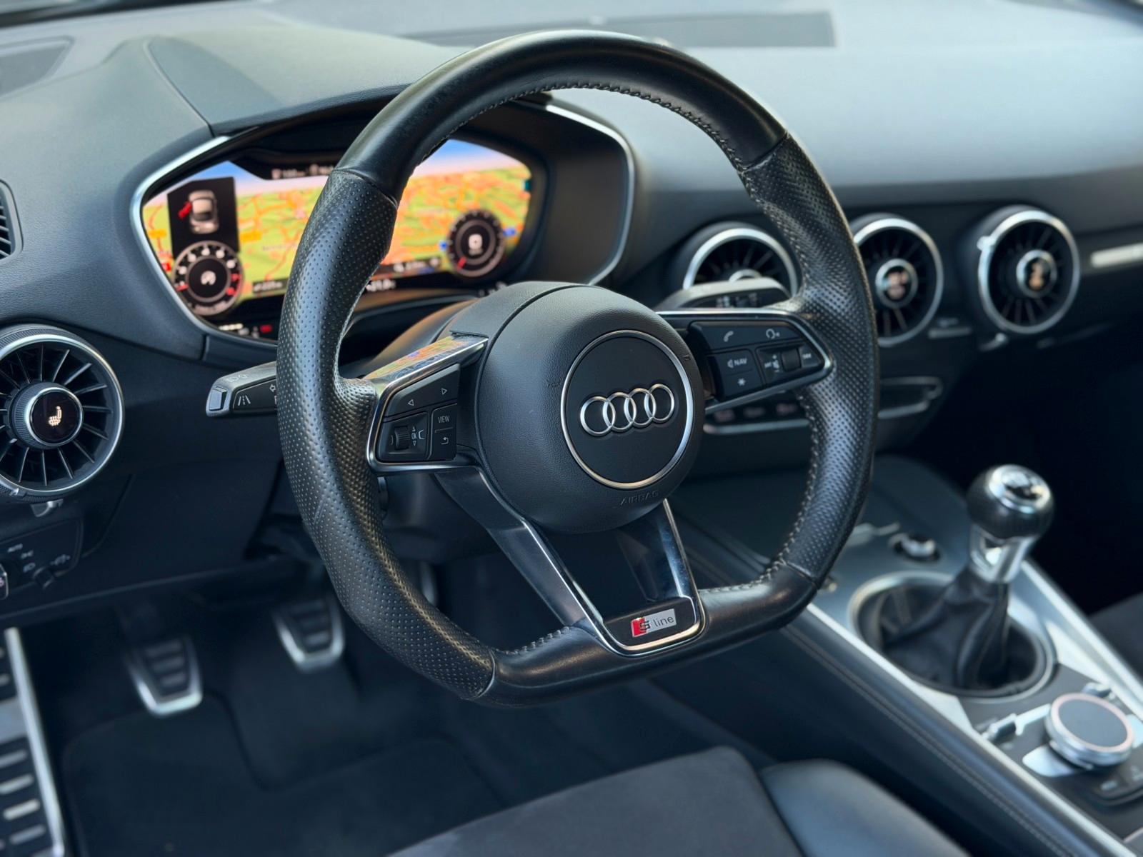 Audi TT Coupe 2.0 TFSI S-Line/ALCANTARA/Cockpit