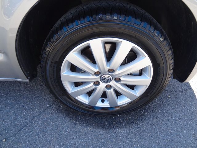 Fahrzeugabbildung Volkswagen T5 Multivan/Highline/4-Motion/AHK/Xenon/Leder/St