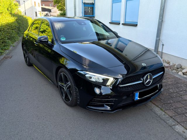 MERCEDES-BENZ A 200 AMG Paket*Widescreen*Ambiente*TEMPO