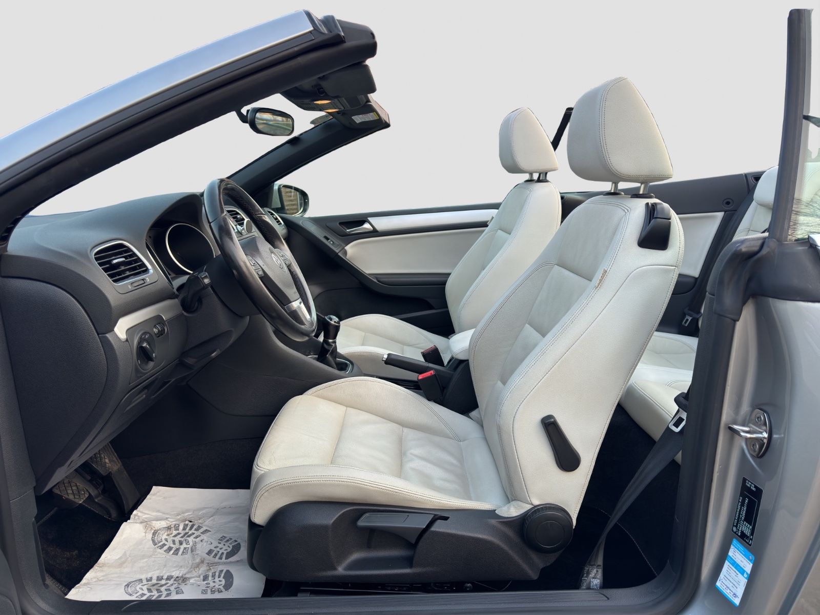 Fahrzeugabbildung Volkswagen Golf VI Cabriolet /Klima./Sitzhz./Leder/Navi/PDC