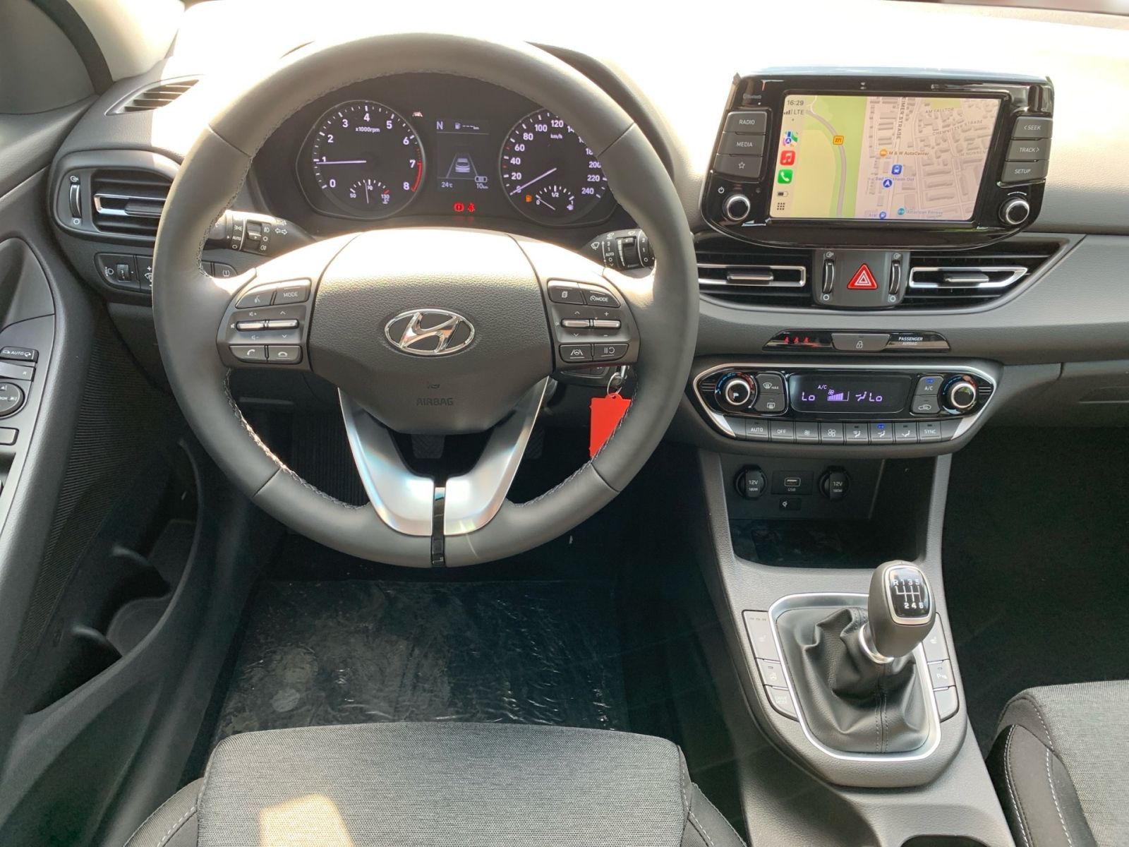 Fahrzeugabbildung Hyundai i30 1.0 T-GDI Trend Mild-Hybrid