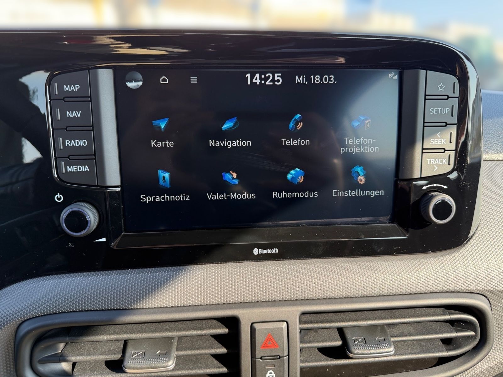 Fahrzeugabbildung Hyundai i10 1.0 Trend Navi Kamera