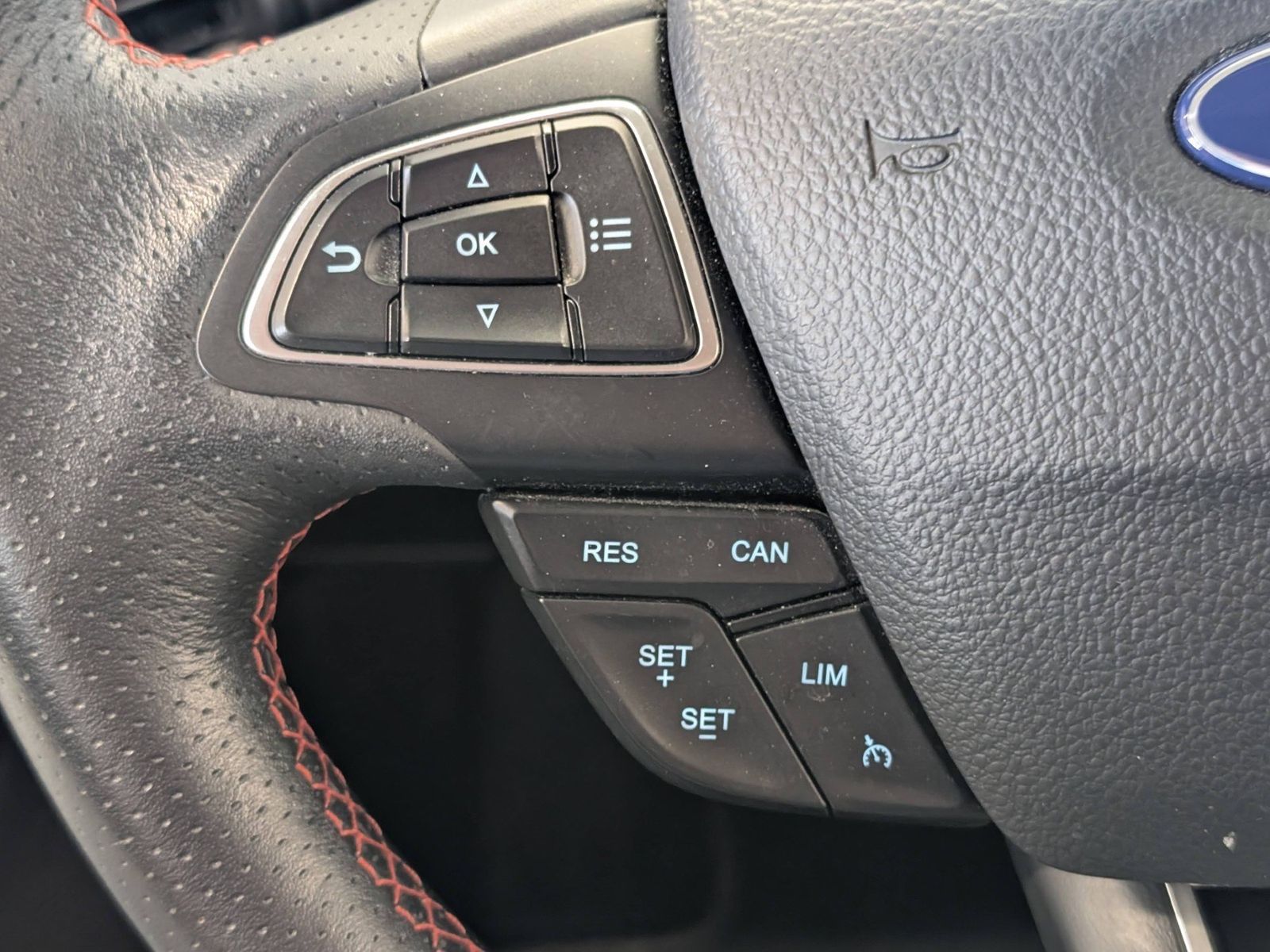 FORD EcoSport 1.0 EcoBoost ST-Line AHK B&O Winter – Bild 26