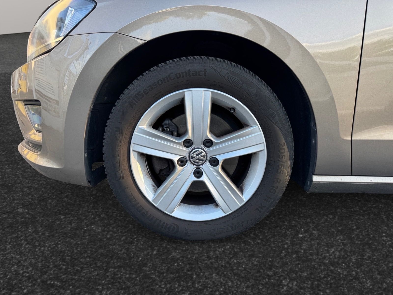 Fahrzeugabbildung Volkswagen Golf Sportsvan VII Comfortline BMT/Start-Stopp