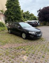 Volkswagen Passat B6 1 Jahr TÜV - Volkswagen Passat aus 2006: Kombi
