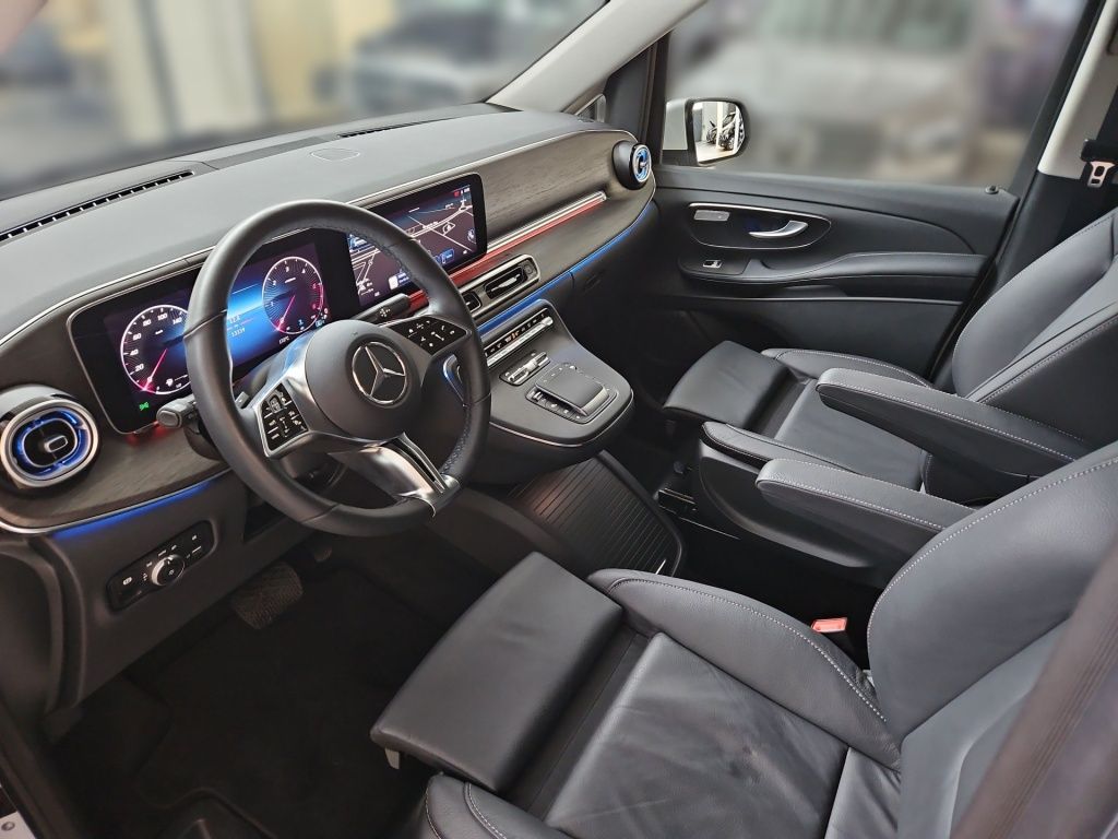 Fahrzeugabbildung Mercedes-Benz V 300 d AVG Lang 7 Sitze 2,5t AHK LED EASY-PACK