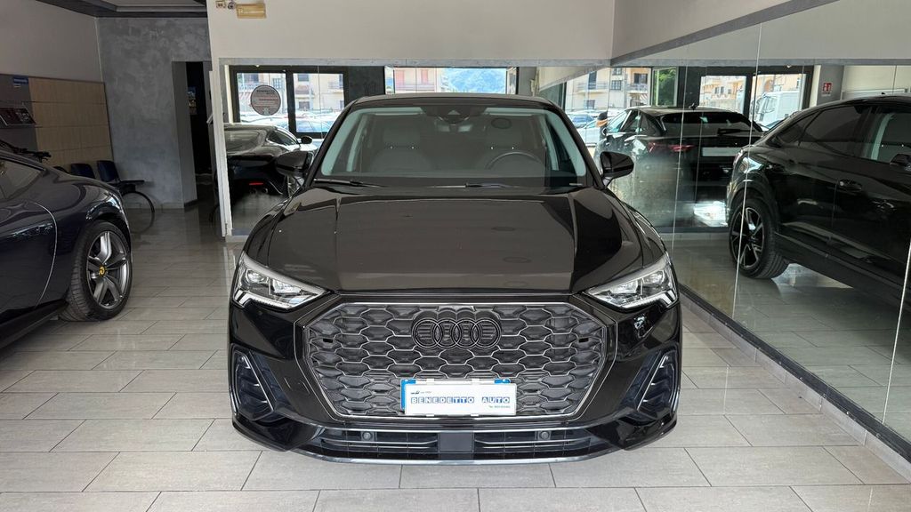 Image of Audi Q3