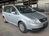Volkswagen Touran Conceptline,1Hand,Tempo,7 Sitzer,Wenig Km - gebrauchte VW Touran aus dem Jahr 2005