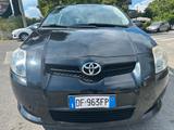 Toyota Auris 2.0 D-4D DPF 5 porte Sol - Toyota Auris Sol mit Diesel-Antrieb