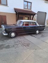 Mercedes-Benz Oldtimer Mercedes "Kleine Heckflosse" 200 ... - Mercedes-Benz mit Diesel-Antrieb: Heckflosse