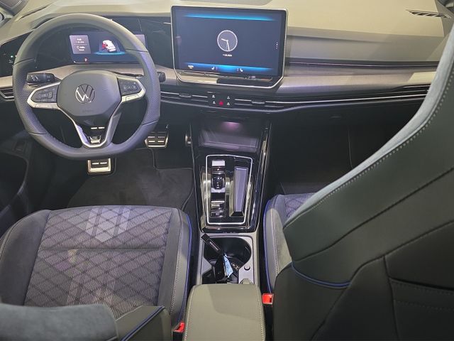 Golf VIII Var. R-Line 1.5 eTSI DSG*AHK*IQ.LIGHT*
