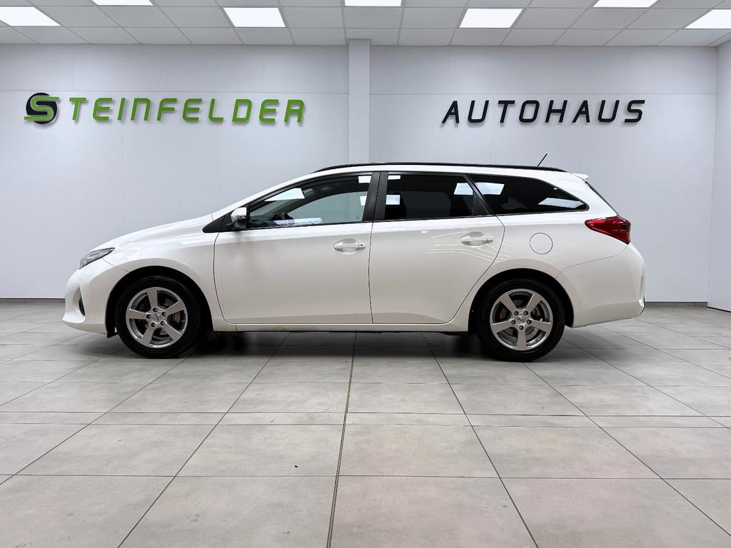 Toyota Auris Touring Sports