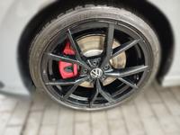 Volkswagen Golf VIII 2.0 TSI DSG GTI Navi LEDPlus DAB+ Fron