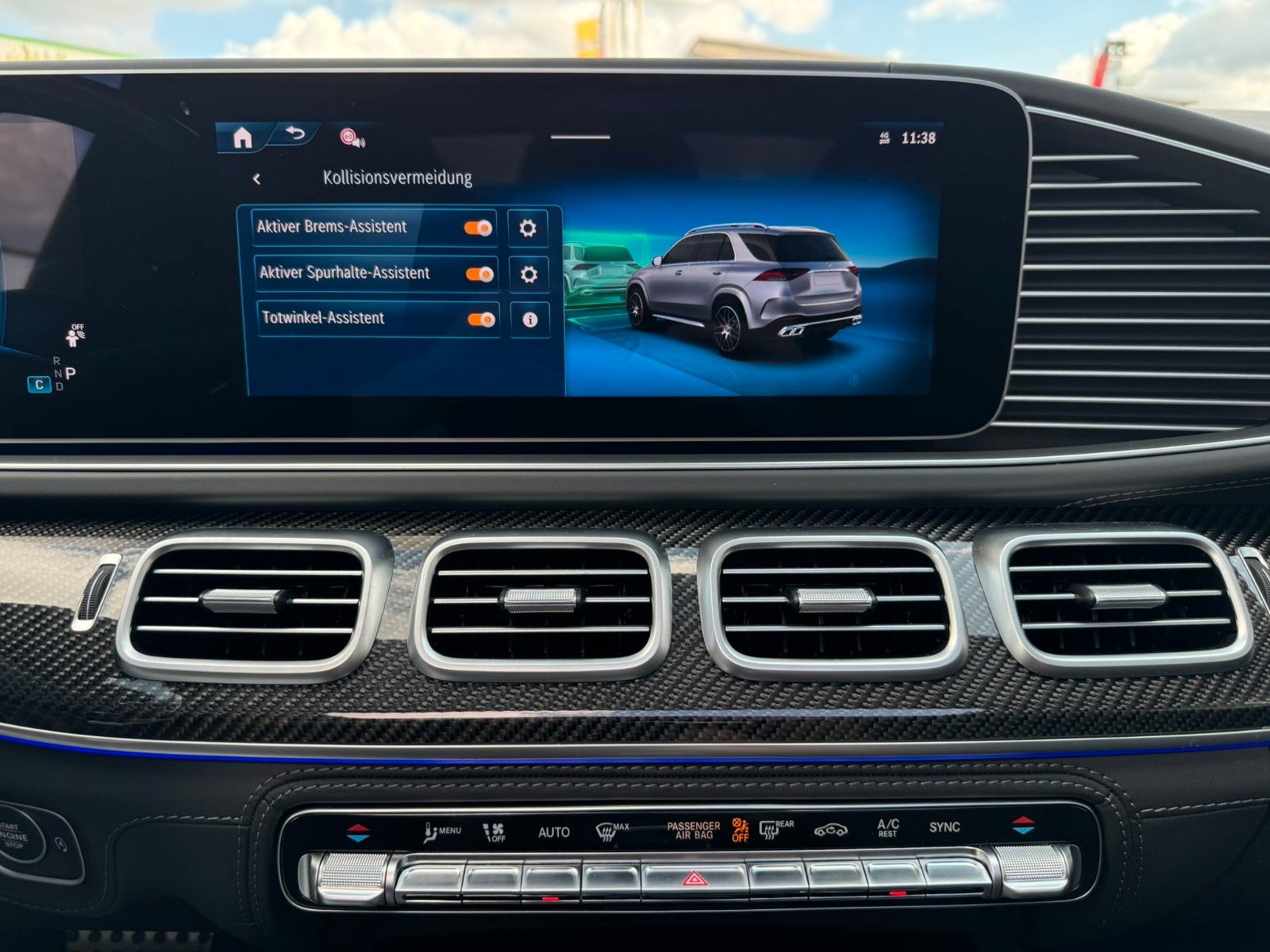 Fahrzeugabbildung Mercedes-Benz GLE 63 S 4M+ Drivers+HUD+AHK+Pano+Burm+Massage - mit KI generiert/bearbeitet