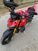 Ducati Streetfighter V4 S - Angebote entsprechen deinen Suchkriterien