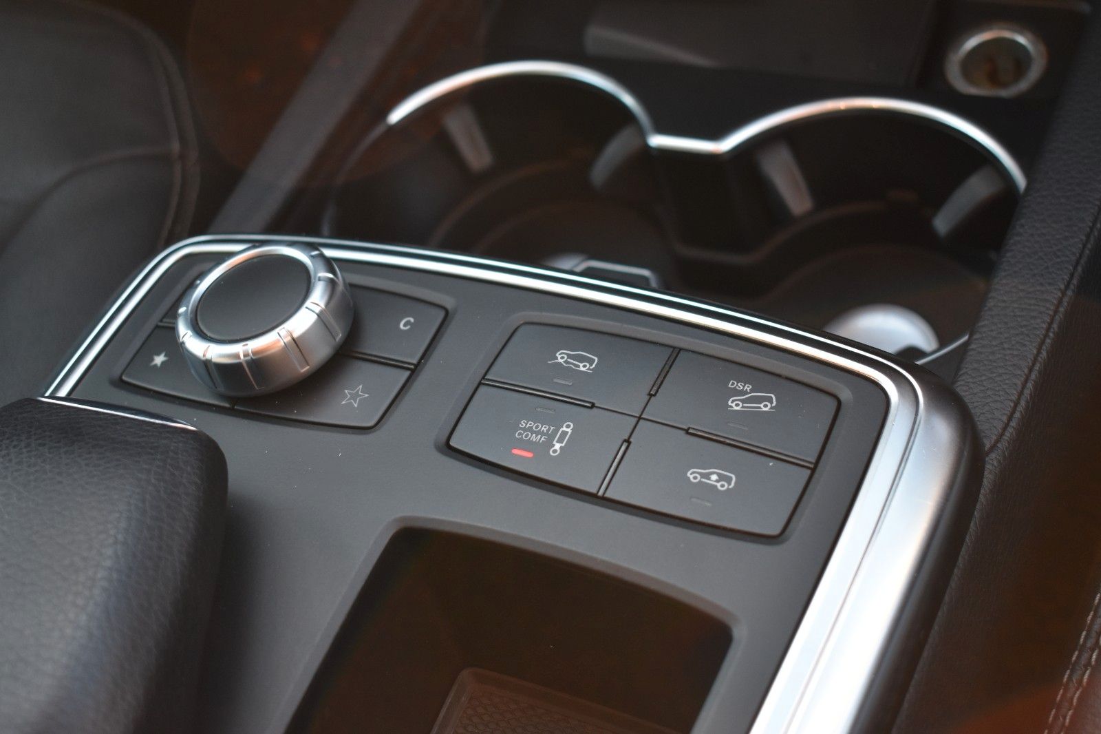 Fahrzeugabbildung Mercedes-Benz ML 350 CDI BlueTec AHK GSD Intel.Light.Sys.Onlin