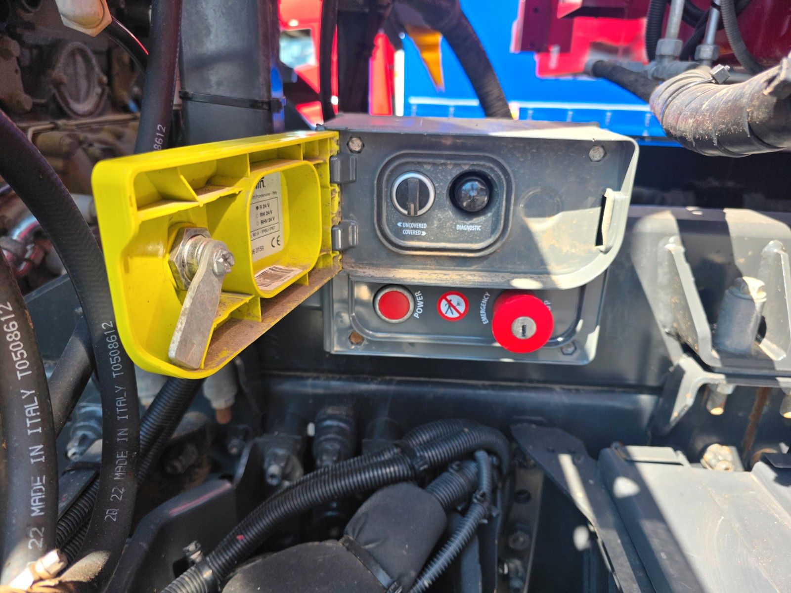 Fahrzeugabbildung Mercedes-Benz Arocs 2648 K 6x4 Thermo-Kipper + Bordmatik