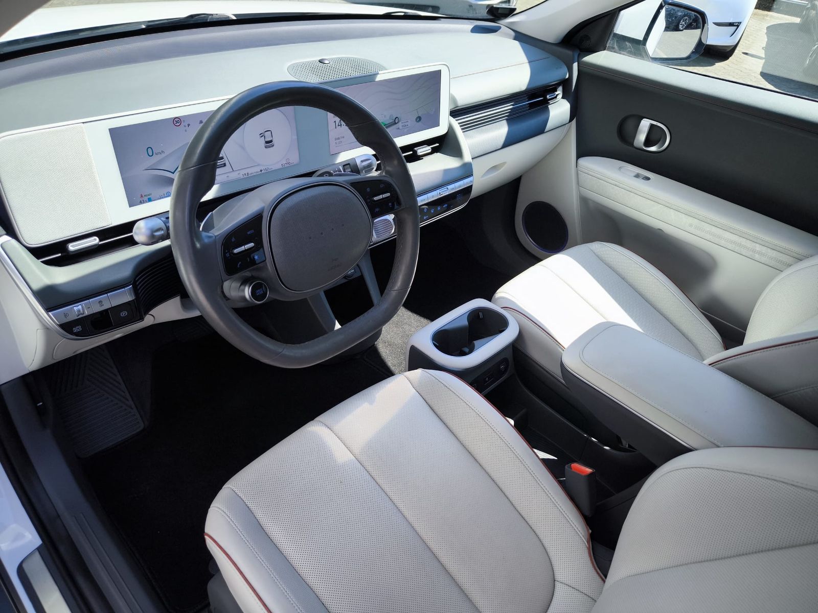 Fahrzeugabbildung Hyundai Ioniq 5 Techniq LEDER+NAVI+LED+SHZ+KAMERA+ACC+