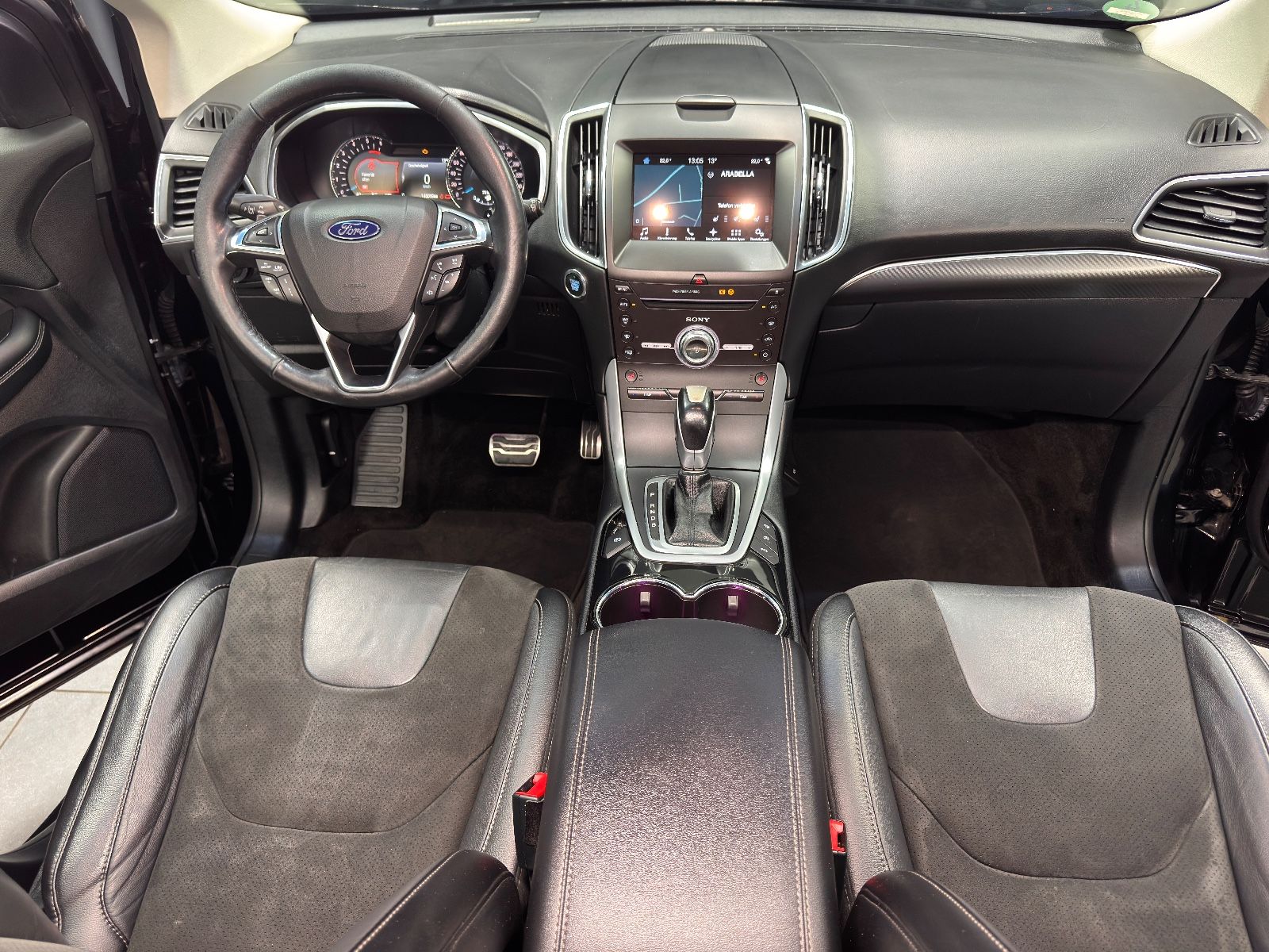 Fahrzeugabbildung Ford Edge ST-Line 4x4|NAVI|KAMERA|AHK|KESSY