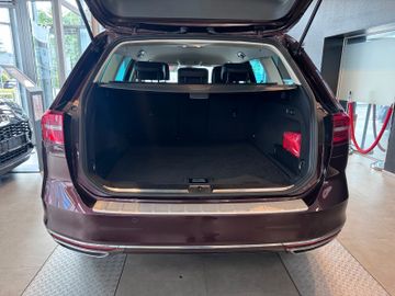 Volkswagen Passat Variant - 7