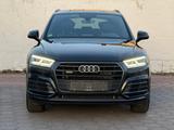 Audi Q5 quattro sport S Line Sportpaket Plus - Audi Q5: Line Sportpaket