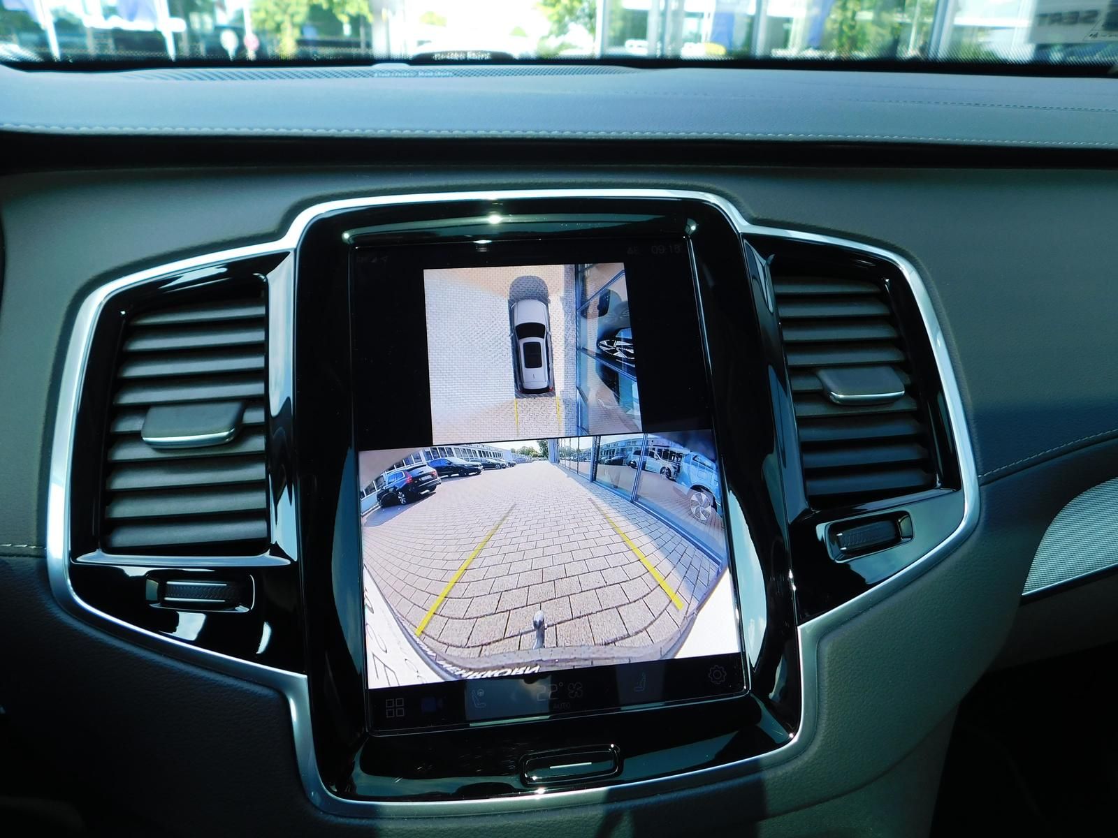 Fahrzeugabbildung Volvo XC90 T8 AWD Ultra Bright