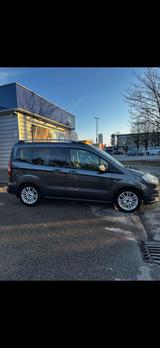 Ford Tourneo - Ford Tourneo aus 2017