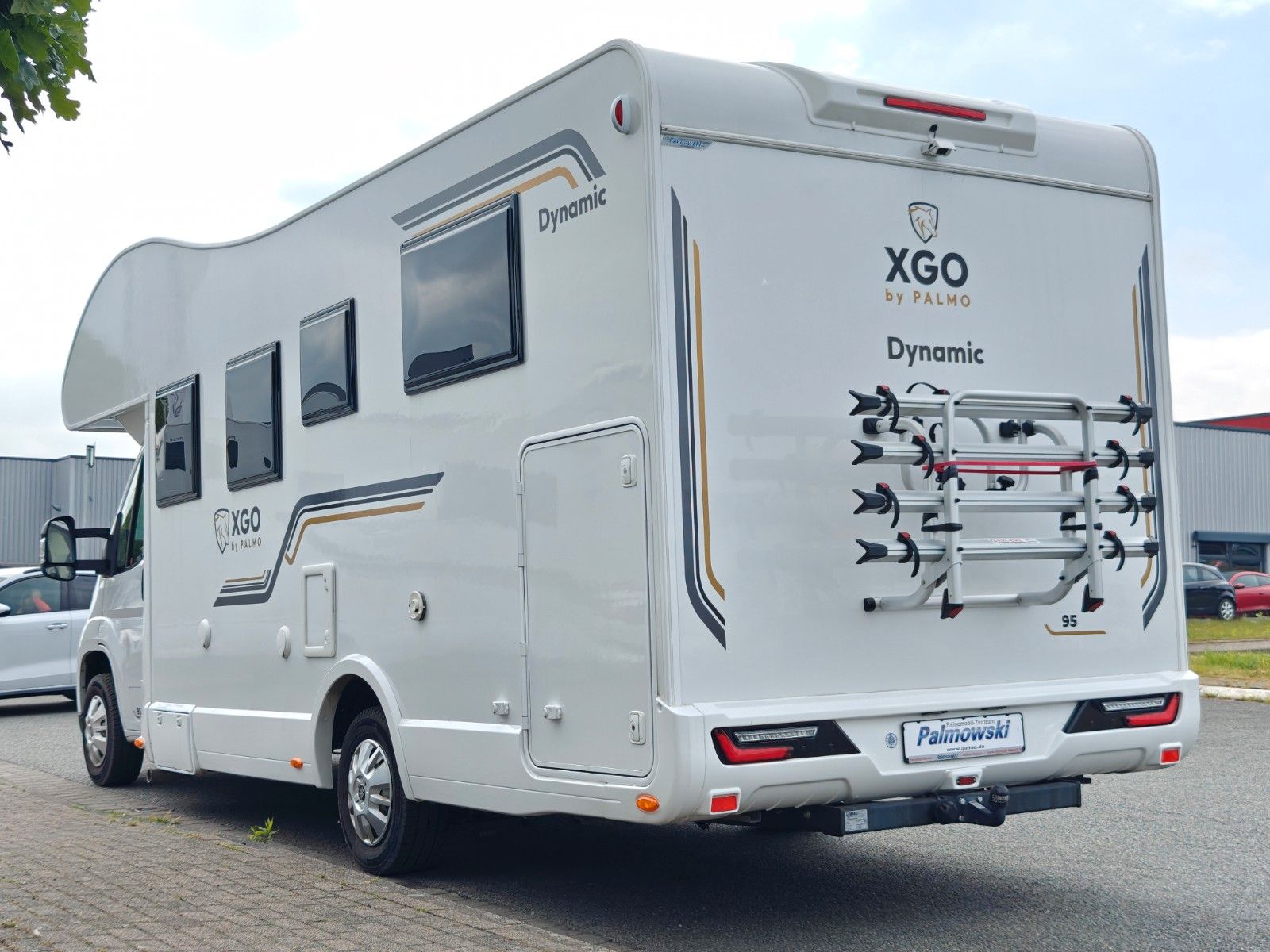 Fahrzeugabbildung XGO Dynamic 95 G - SAT, TV, AHK, Luft, Solar, Klima
