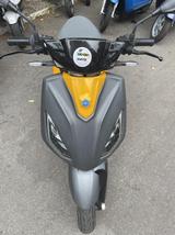 Piaggio 1+ BENZIN-FREI bis zu 100 Km Reichweite - Piaggio Motorräder in Berlin