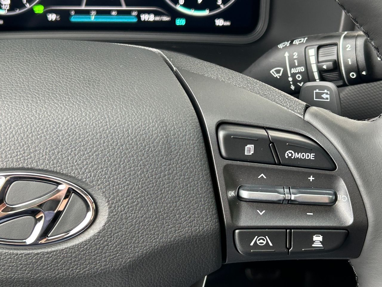 Fahrzeugabbildung Hyundai Kona EV Trend 150kW MY23*NAVI*RFK*MIETKAUF*MS