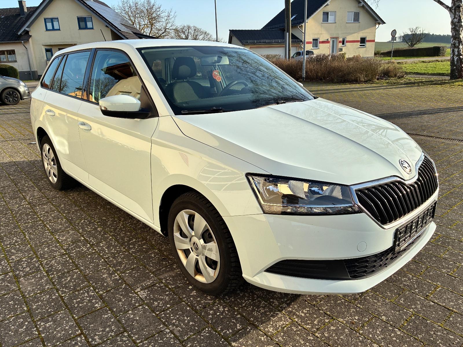 Skoda Fabia Combi Cool Plus, KLIMA, AHK, SHZ, TÜV NEU
