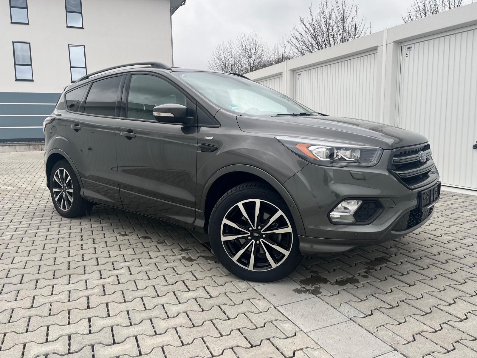 Ford Kuga 1,5 EcoBoost ST-Line