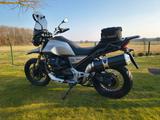 Moto Guzzi V85TT - MOTO GUZZI V8