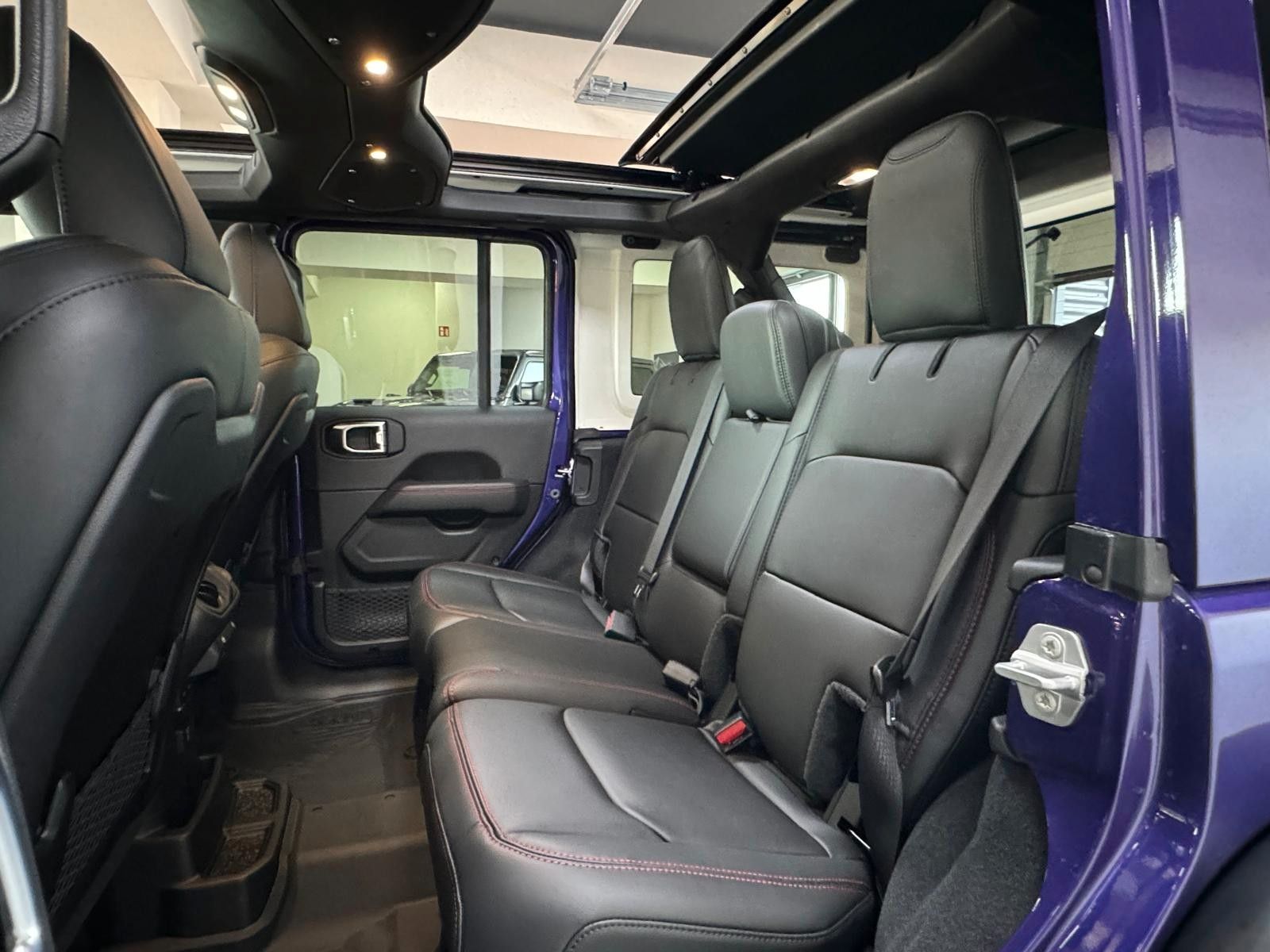 Fahrzeugabbildung Jeep MOAB 392-6.4L HEMI V8-WINDE-SKY ONE-35"