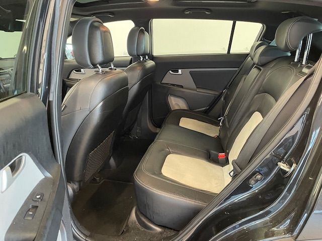 Fahrzeugabbildung Kia Sportage Platinum Edition 4WD 2.0 CRDi Händlerpr