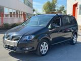 Volkswagen Touran Freestyle - Volkswagen Touran aus 2009: Freestyle