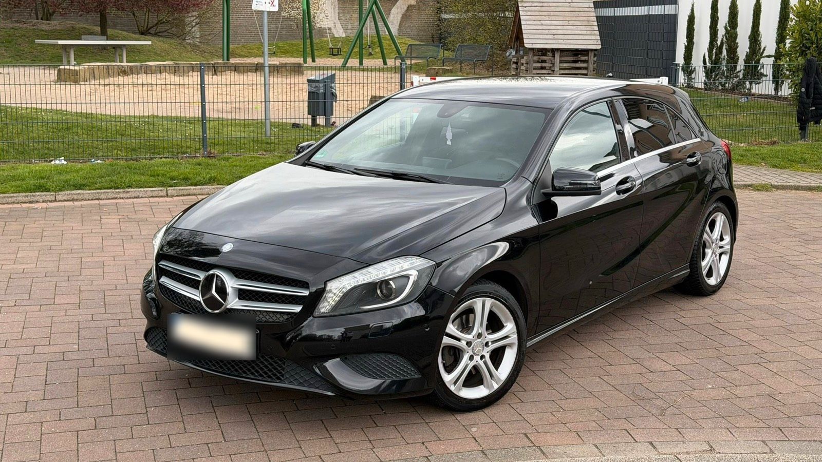 MERCEDES-BENZ Mercedes-Benz A Klasse 180