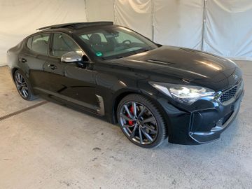 KIA Stinger - 2