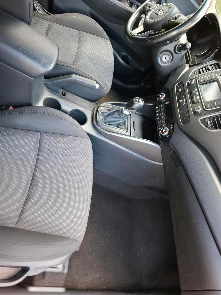Opel Astra 2013 — photo 13